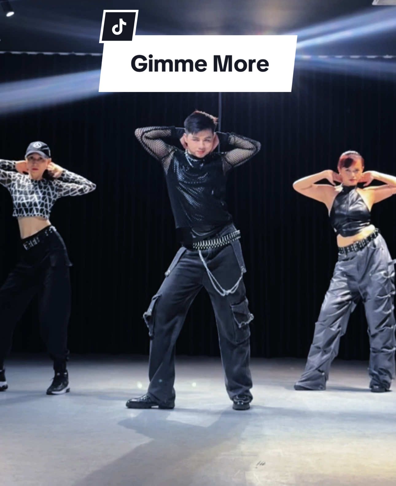 Gimme More - phiên bản tứ trụ 🤭🤭lớp dance cơ bản T3-5 : 17h30-19h. #daynhayNhaTrang #hocnhaynhatrang #dancenhatrang #nhatrang #xuhuong 