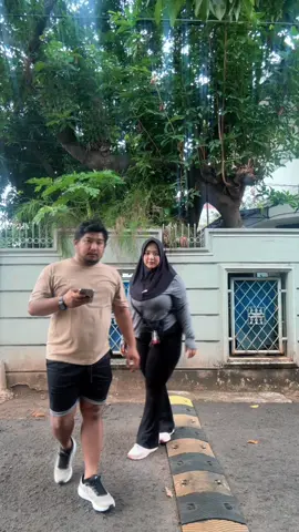 lebih baik fomo olahraga😬