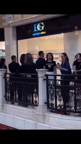 Sao t thấy kèo đi biển ngày càng xa 00K vậy nè 🤣😆😆 #LingOrm #linglingkwong #Ormkornnaphat #xh #LearnOnTikTok 