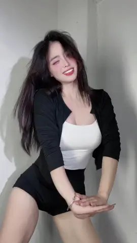 Salaka salakaaa #KieuAnhLinh #nhaytiktok #lovetiktok #meo 