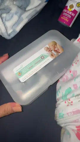 Mi bebé amaneció con mucho moquito y esto me salgo la vida 👌#aspirador #nasal #babygirl #grownsyproducts 