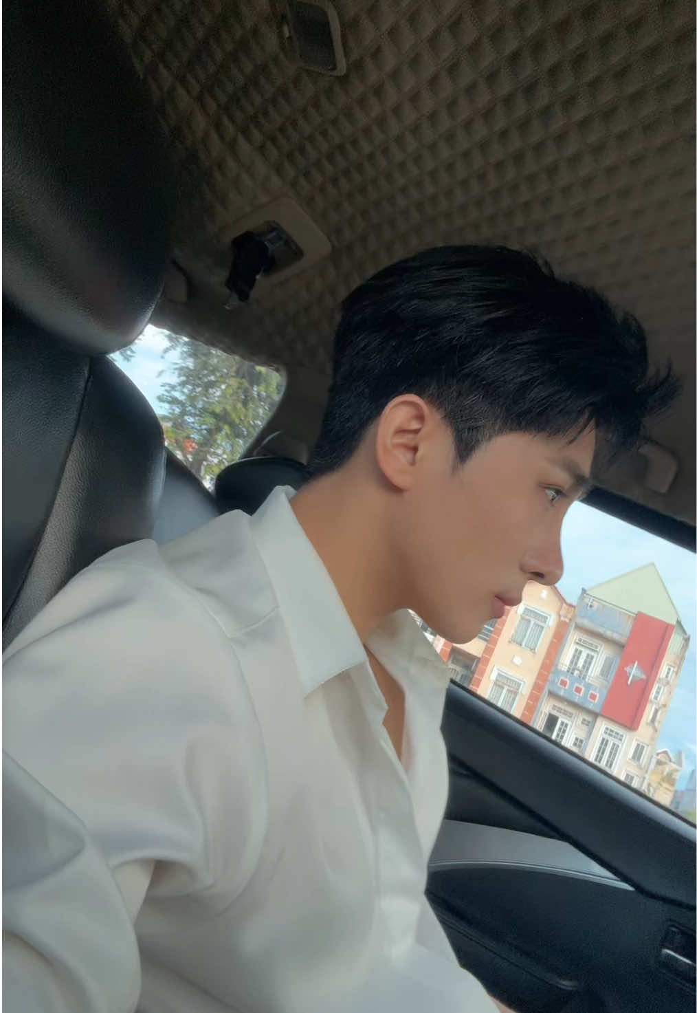 Gì vậy Cán Bô Lê ơi, alo điện thoại cụa em mà cán bộ ơi #SonK #AnhTraiSayHi2025 #xuhuong #fyp 