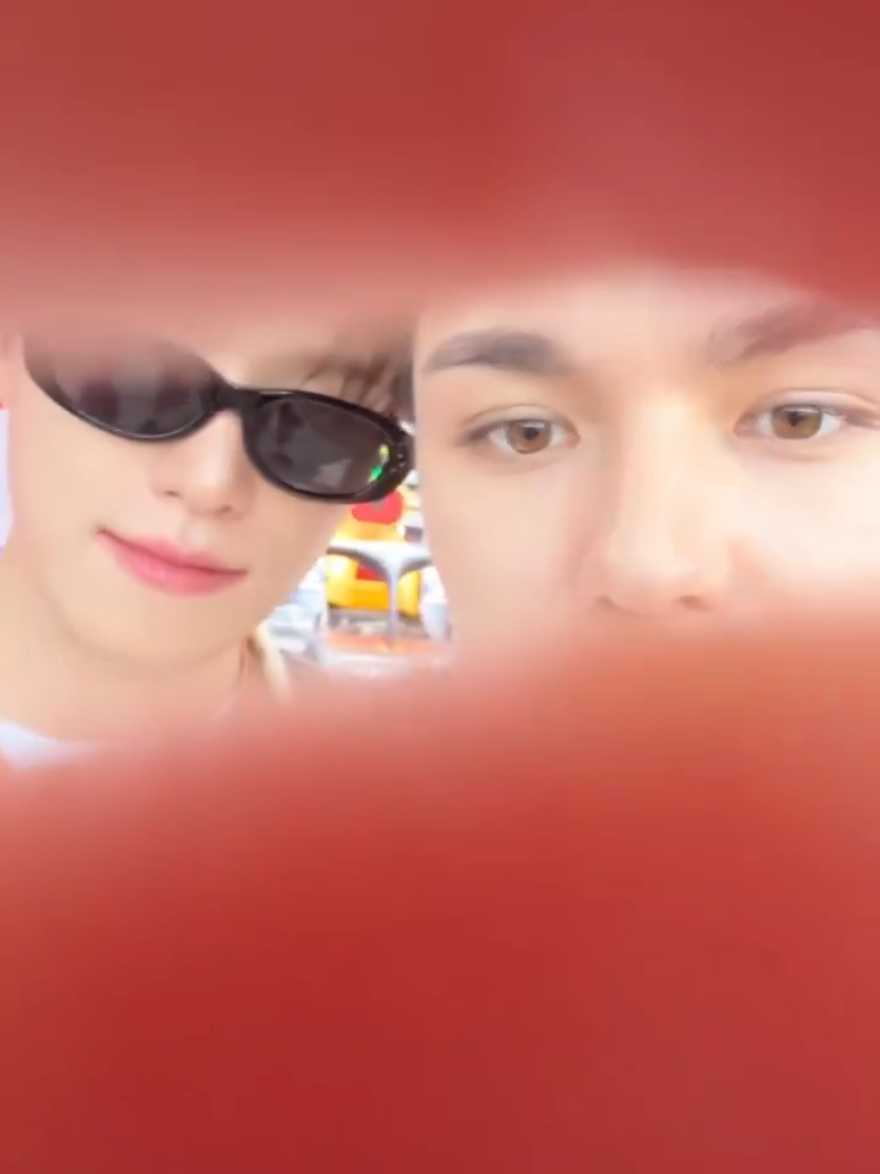 verchan ocean eyes 🐻‍❄️🦦 #seventeen #vernon #dino #verchan #fyppppppppppppppppppppppp 