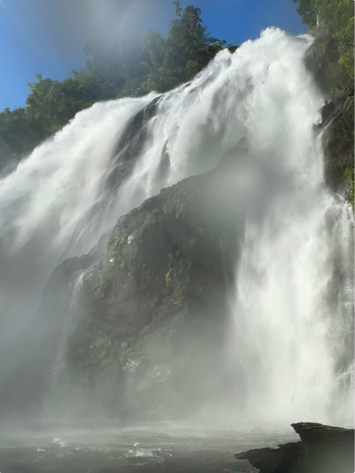 #mountain #waterfall #fyp #น้ําตกคลองคลาน #เธรดความรู้สึก 