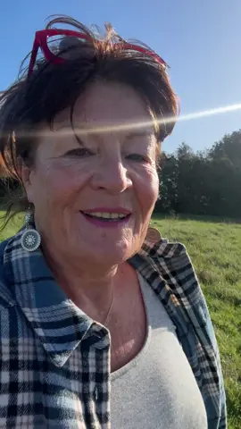 Enjoying oetsitting and walking to gorgeous dogs. But it is also important to find time for me. I have started meditation . It is very early stages but I am loving it. #meditation #wellness #walking #petsitting #over60 