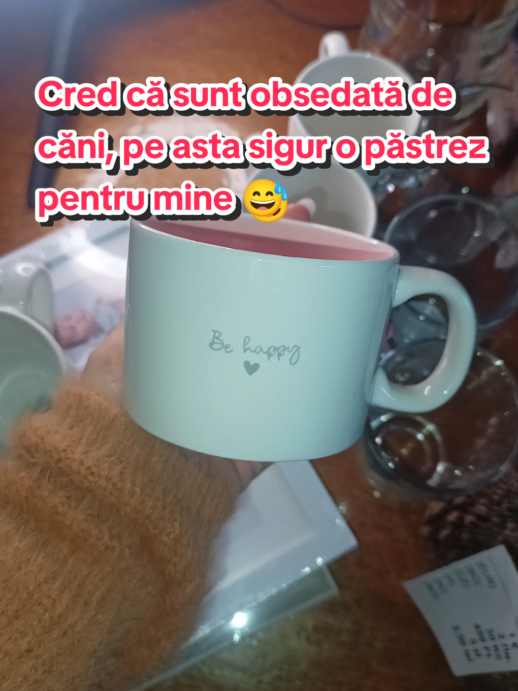 O să fie o săptămână plină 😍 am de gravat 7 căni, și o să fac și ceva ornamente de sărbători..@Teodora B #handmadecraft #creativitate #tedi #pepco #cadouri 