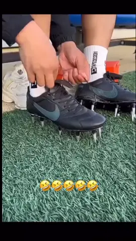 teknologiaaaa🤣#fyp #viral #trending #foryou #meme #reels #explore #funnyvideo #randomvideo #globaltrend #edit #viralvideos 