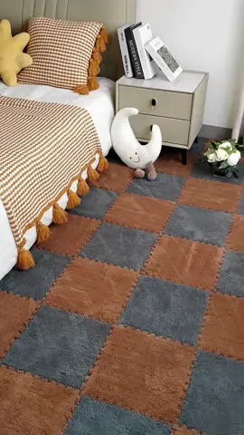 ✨ Thảm lông ghép êm ái – sang trọng & tiện lợi cho mọi không gian 🛋️ Thảm được thiết kế dạng ghép mảnh, dễ dàng tháo rời và lắp đặt, phù hợp với nhiều diện tích khác nhau. Chất liệu lông mềm mại, tạo cảm giác thoải mái khi bước chân trần, vừa trang trí vừa giữ ấm. 👉 Ghép linh hoạt theo ý muốn 👉 Mềm mịn, êm ái, dễ vệ sinh 👉 Trang trí phòng khách, phòng ngủ, ban công đều đẹp #thamlongghep #thamtraysan #thamphongkhach #thamtrangtri #thamxopgep