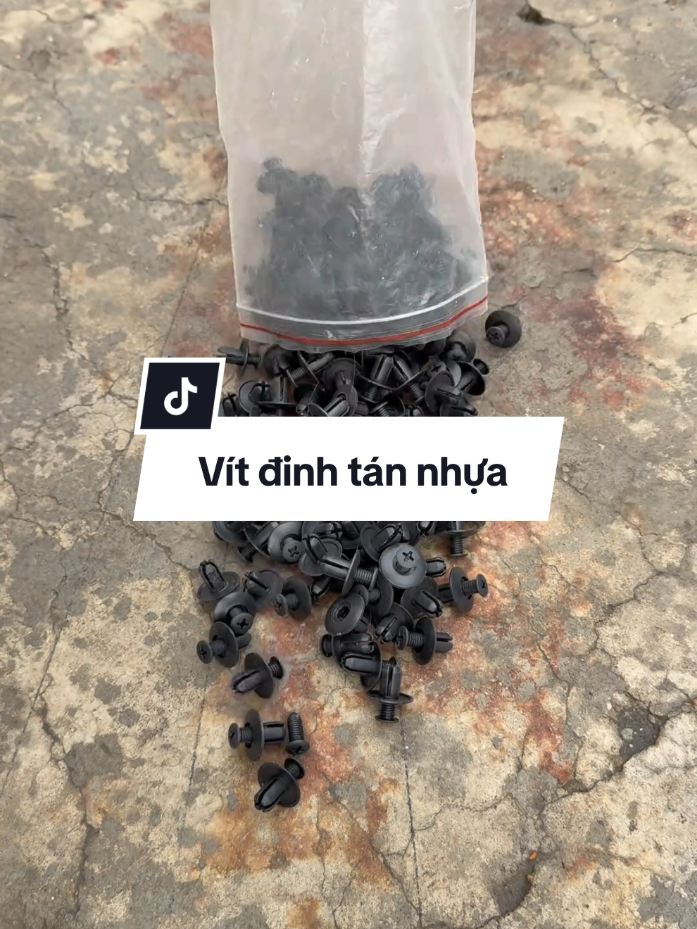 Vít đinh tán nhựa #dinhtannhut #vitnhuaoto #giadungtienich #tiktokshopvn #tiệnlợi 