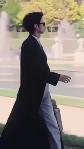 pesona mas Yuan di Paris fashion week hari ini🫶🤗salfok bnget sama rahang Nye Yuan mkin terlihat tegas🫶#chenzheyuan #celinsummer2026 