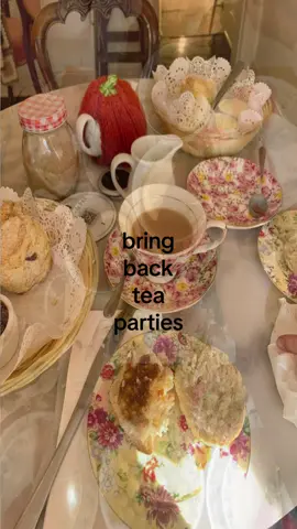 anyone wanna gossip over a cuppa x #relatable #teaparty #fyp #girl #foryou 