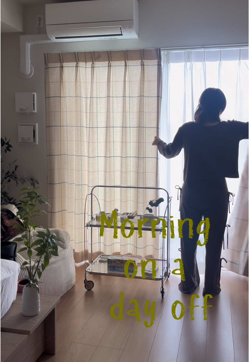 10月になって秋を感じるね🍁 最近は淡路島に旅行に行って、ドリップパックをいくつか買ったからお試し☕️#コーヒーのある暮らし #ドリップコーヒー #コーヒーのある生活 #日常vlog #休日の過ごし方 