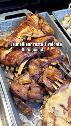 🔥 WOK GRILL VITRY – le meilleur buffet à volonté du moment 🍤🥢 Si t’aimes manger beaucoup, varié et bon, c’est l’adresse à ne pas rater 😍 💥 Buffet XXL avec : 🍣 Sushis & makis préparés sur place 🥩 Viandes et fruits de mer à griller devant toi 🥗 Woks, plats asiatiques, et accompagnements à volonté 🍰 Et un bar à desserts de folie : tiramisus, fruits, glaces, gâteaux… tout y est 🍨✨ Le lieu est immense, super propre, ambiance conviviale et service au top 🙌 Et tout ça à un rapport qualité-prix imbattable 💰 📍 1 Rue Eugène Hénaff, 94400 Vitry-sur-Seine