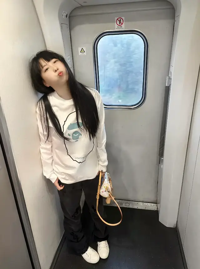 爱和信任都被你消耗完了 你再也不特别了#tiktok #style #china #viral 