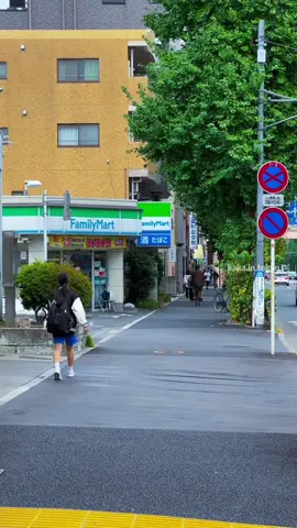 東京に来たことがある人は、きっと東京の街を歩くのが好きになるんじゃないかな。 #vibes #japan #tokyo #日本 #street 