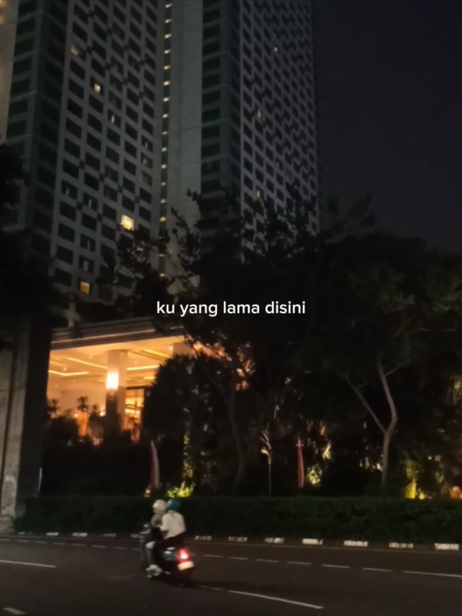 siapa disini yg lagi butterfly eraa 😆 #lyrics #liriklagu #fyp 