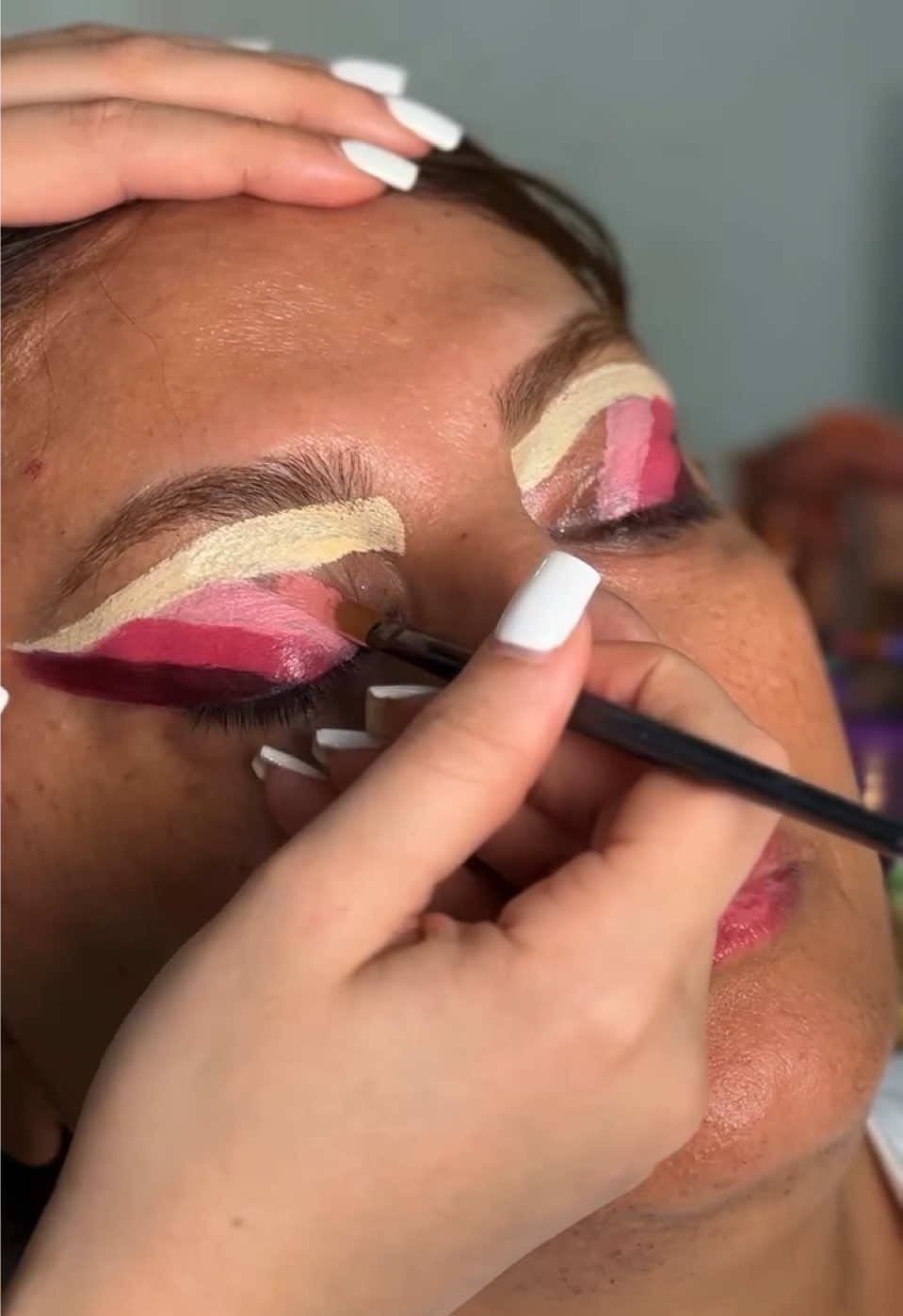 Makeup Tutorial | Must-Try Everyday Glam for a Natural Glow Learn how to achieve a natural, radiant, and effortless everyday glam look. #MakeupTutorial #EverydayGlam #NaturalGlow #FlawlessMakeup #BeautyGoals