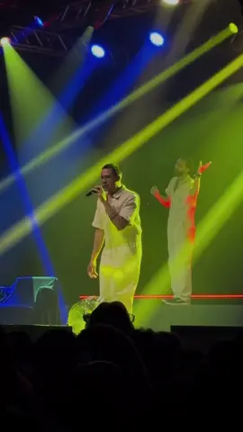Yago Oproprio - Fora do Tom (Ao Vivo em Curitiba) #musica #show #yagooproprio #fyp 