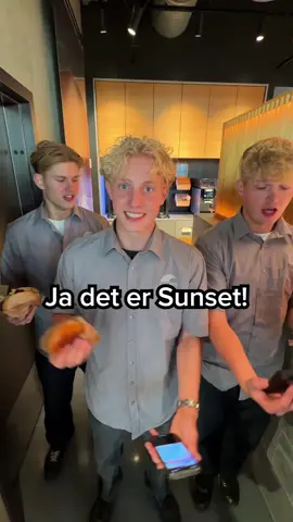 Vi lander på Sunset!