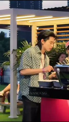 Formula1 Singapore Grand Prix Race 25.10.05 #หวังเฮ่อตี้ล่าสุด #ดีแลนหวังdylanwang王鹤棣 #dylanwang #หนุ่มจีนหล่อ #เทรนด์วันนี้ 