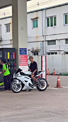 မနက်ဖန် ညီကိုတွေဆုံမယ်နော် 🤍#r6 #fypシ゚ #foryou #biker #CapCut  