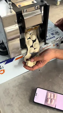 Custom-made size, round Samosa making machine, automatic dumpling machine