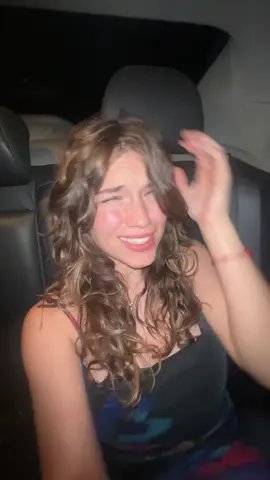 Gatito en el coche?