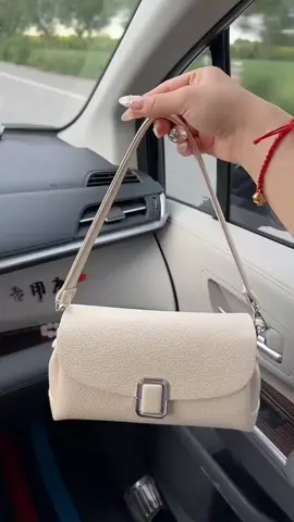 #promoseruweekend #tasselempang #taskondangansimpleelegan 