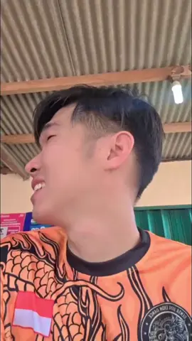 KING RAZOR, terima kasih atas dukungan luar biasa Anda di LIVE saya! Saya akan terus membuat konten LIVE yang lebih baik! #tiktoklive #livehighlights #livegift #futurejourney #galaxy

thanks bosku sudah berbagi ke grub barongsai 