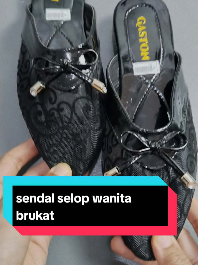 sendal selop wanita brukat yang  banyak di cari cari , #sendalselop #belanjaditiktok #sendalkondangan #sendalkondanganmurah 