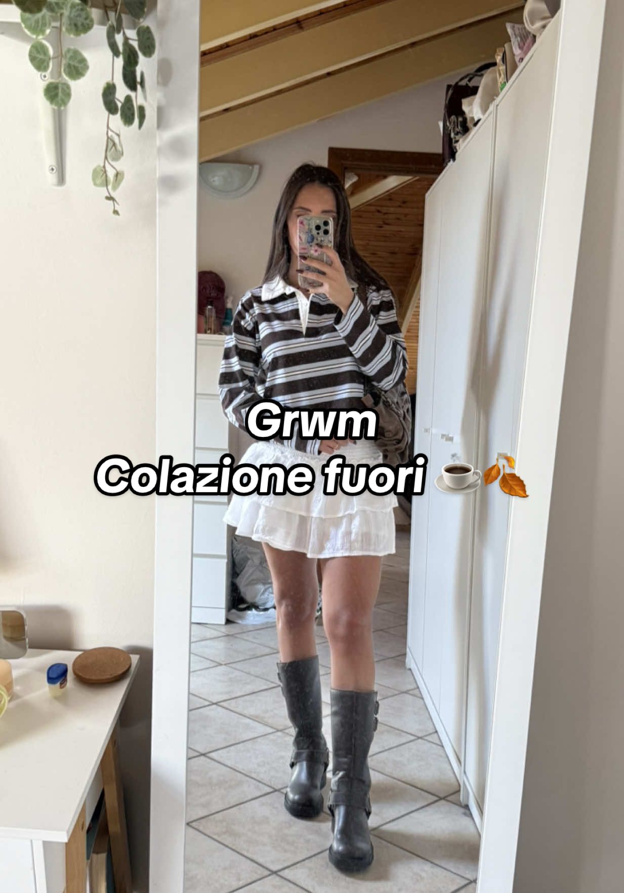 Ci vestiamo insieme per andare a fare colazione fuori di domenica ☕️🍂 #grwm #gdwm #fashiontrends #outfit #autumn #autunno 