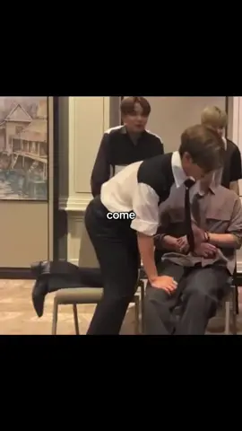 Ateez wants you to break it down. Guys... We have come to the end. This is the last, last segment 😭 Thank you so much for all the love you have shown to these series. I put some lovely Easter eggs in this one, choose your fav. It was a pleasure. Soon, the full version will come 🙂‍↕️ #ATEEZ #hongjoong #ateezfyp #atinyfyp #kpopedit 