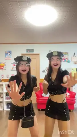 はやめのハロウィン #ポリスコスプレ #11 