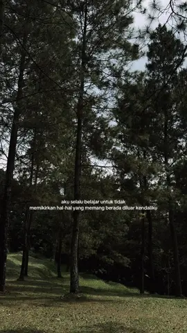 memang terkadang banyak hal yang tidak bisa kita kendalikan #xbcyza #unsaidfeelings #deepthoughts #quotes 