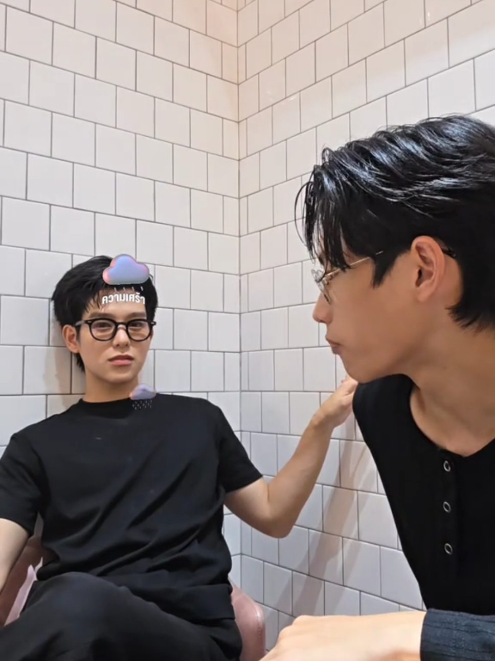 วันนี้พี่ภพมีเรื่องที่อยากระบายครับทุกคน… #MaybellinexKritPhop #BraveTogetherTH #SatiApp #MaybellineThailand #krmjtc 