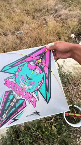 Lilitan hanya pemanis  #layangan  #layangansukhoi  #fyp  #sambita 