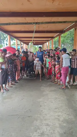 #ကျေးလက်ဒေသအလွမ်းပြေ #ဆွမ်းတော်ကြီးတင်ကလေးကစားပွဲမြင်ကွင်း🥰🥰 #ဆယ်လီမှအသဲပေးတာလား😔😑 