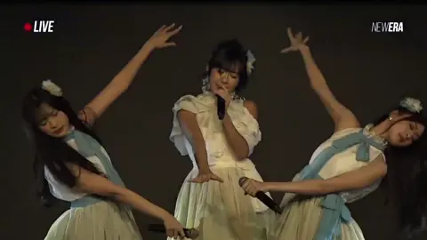 Percik kecil theater version enak banget 🥺🥺  Freya, gita, greesel ….  #jkt48 #jkt48pertaruhancinta #percikkecil #freya #gitajkt48 
