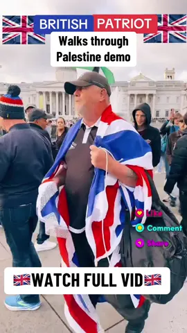 British Patriot walks through Palestine demo 🇬🇧#london #england #londontown #viral @HJB News 2.0 @🃏 C O R K Y 2.0🃏 @💞Ally💞 @BB_AUDITS @London News Exposed @zonjy @Freedom 4 You @johnnystravels @🇬🇧little miss dover🇬🇧 @Danny Tommo @myadhdaddictions#1 