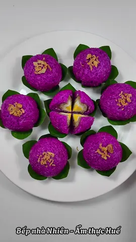 Không biết nên gọi là xôi hay là bánh nữa :))) #nauancungtiktok #bepnhanhien #xoi #monngonmoingay #xuhuong 