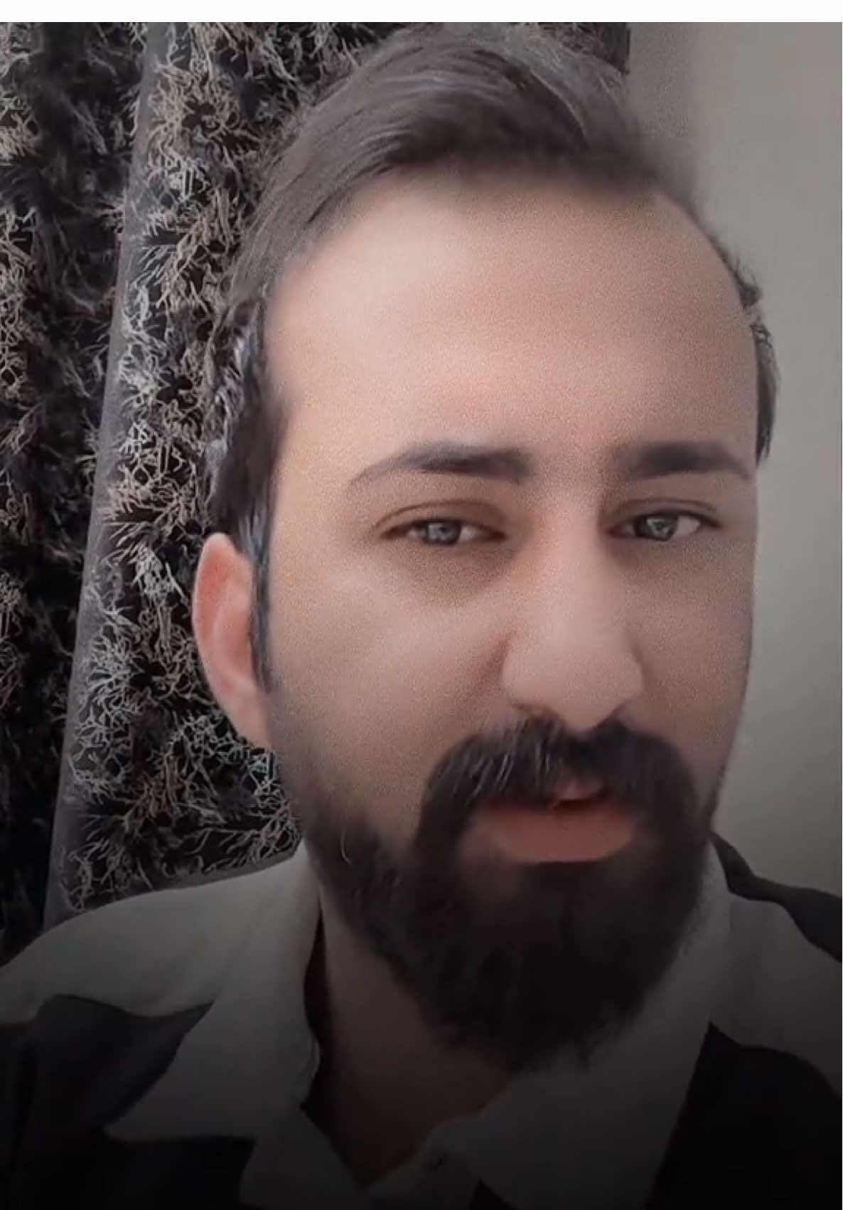 انه امنيتي اطيح بناس تفهمني 🥺💔 #احمد_ال_شريف #اشعار_عراقيه #شعر_حزين💔 #شعر_وقصائد #تصميم_فيديوهات🎶🎤🎬 