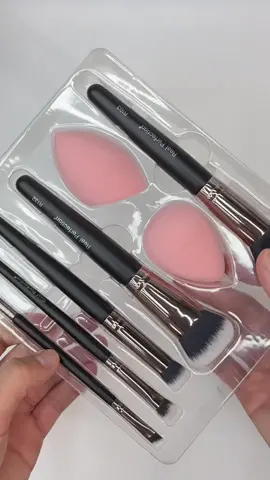 Beginer must-have ❤️#realperfection #makeupbrush #handcrafted #brushset 
