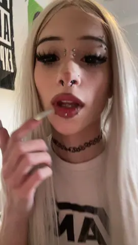 #sillyfunnygirllol 