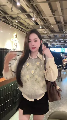 “ Dù mái hiên của người khác có lớn tới đâu, cũng không bằng việc tự có chiếc ô của riêng mình “ 🩶 #xuhuong #viral 