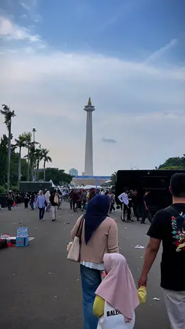 HUT TNI KE 80 di MONAS. Videonya boleh di ambil, di izinin. #fyp #monas #foryoupage #mediawb #huttni80 
