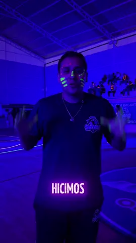 🔥 Basketball Glow 🔥 Una experiencia diferente donde el juego se enciende bajo las luces, con nuevas reglas, música, risas y pura diversión. 💡🏀 Porque el básquet también se vive con brillo. ✨