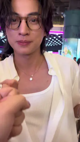 เหมือนจะโดนพี่เค้าตก😂🫶พึ่งเคยเจอครั้งแรก  #กลัฟคณาวุฒิ 