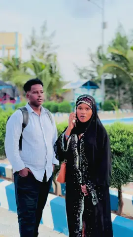 Nin Buuran Xariif ma ahan ayan maqli jirey mnta iqabsateyy🤣@queen of deynile 🖤 #Raam🦁 #foryoupage #fyp 