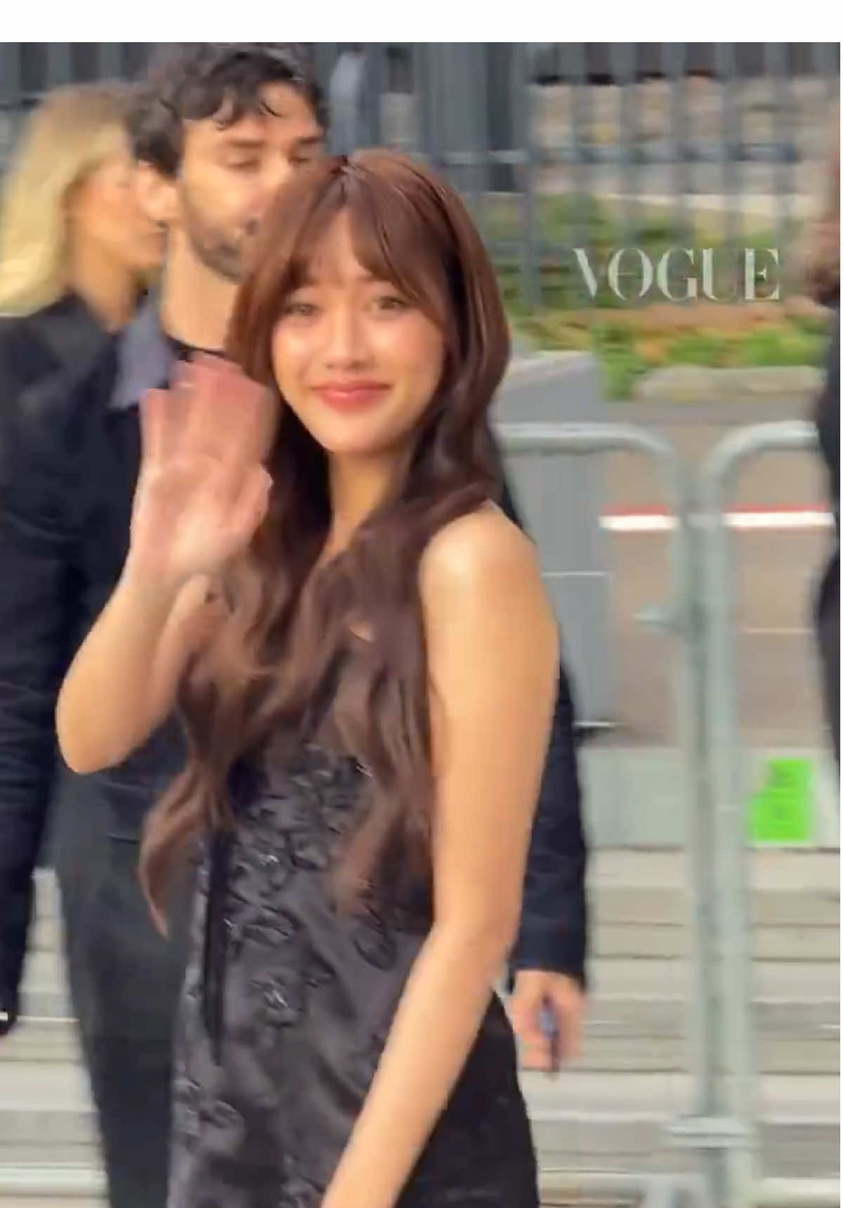 SAROCHA BA VALENTINO PFW26 #MaisonValentinoSS26xFreen #freensarocha #srchafreen #FreenBecky #idolfactoryTH 