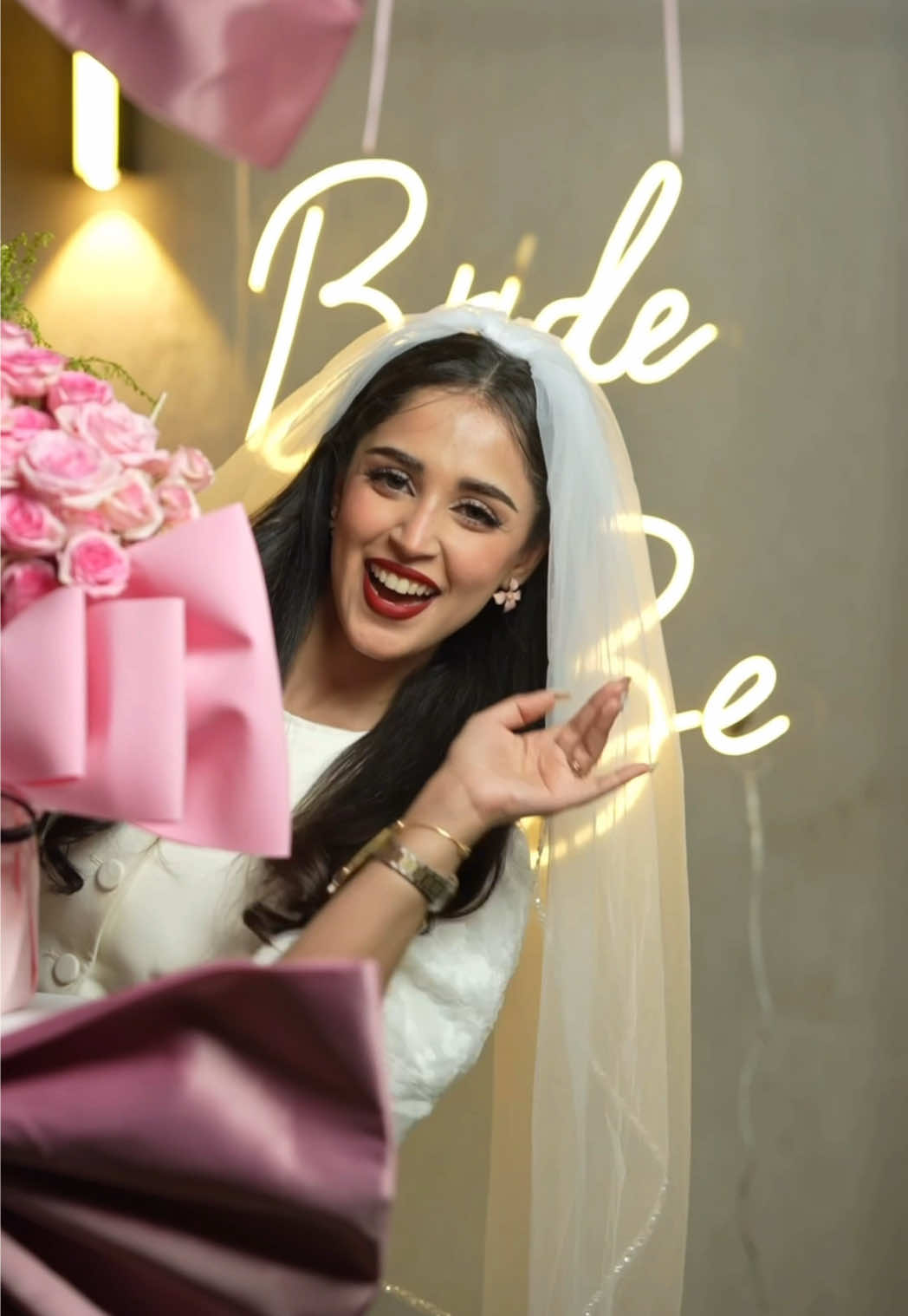 Bride to be 👰🏻‍♀️ 🩷 #4u #foryou #viral 
